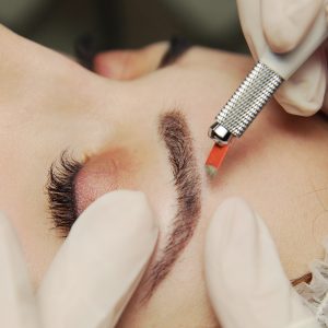 Microblading inkl. Nachbehandlung